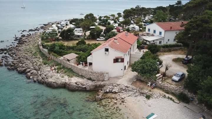 Apartment Gaga And Nia Krk Town Exterior foto