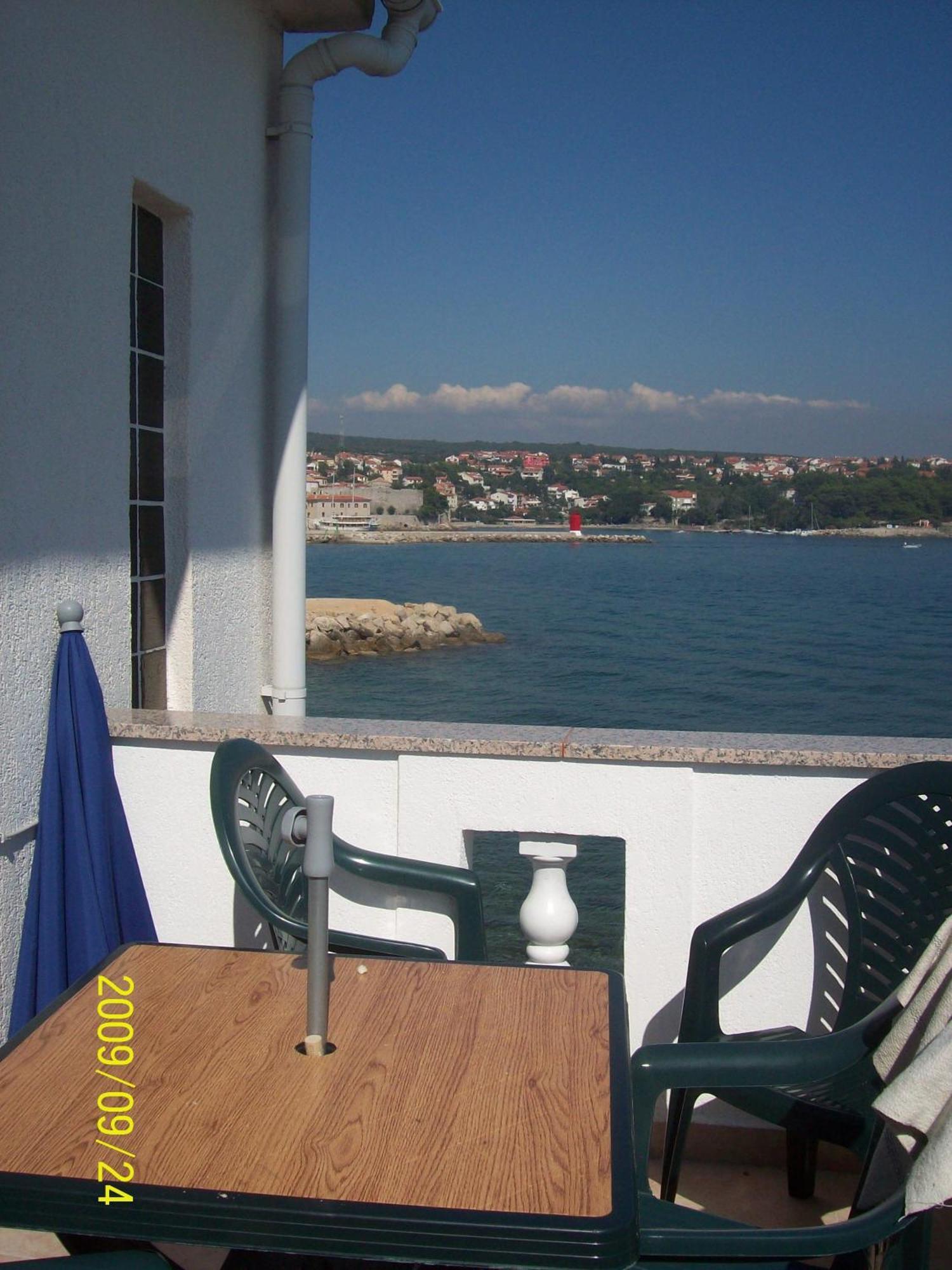 Apartment Gaga And Nia Krk Town Exterior foto